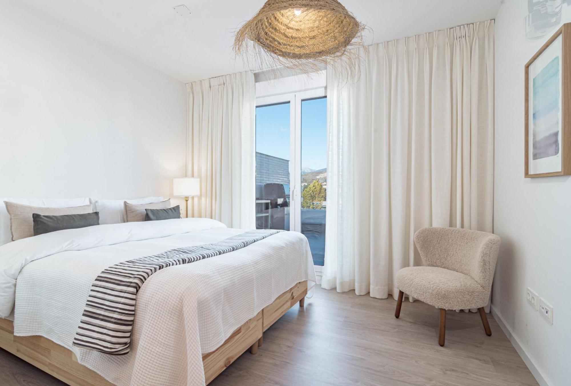 Apartment Jg36b- Luxury Penthouse With Spacious Balcony Marbella
