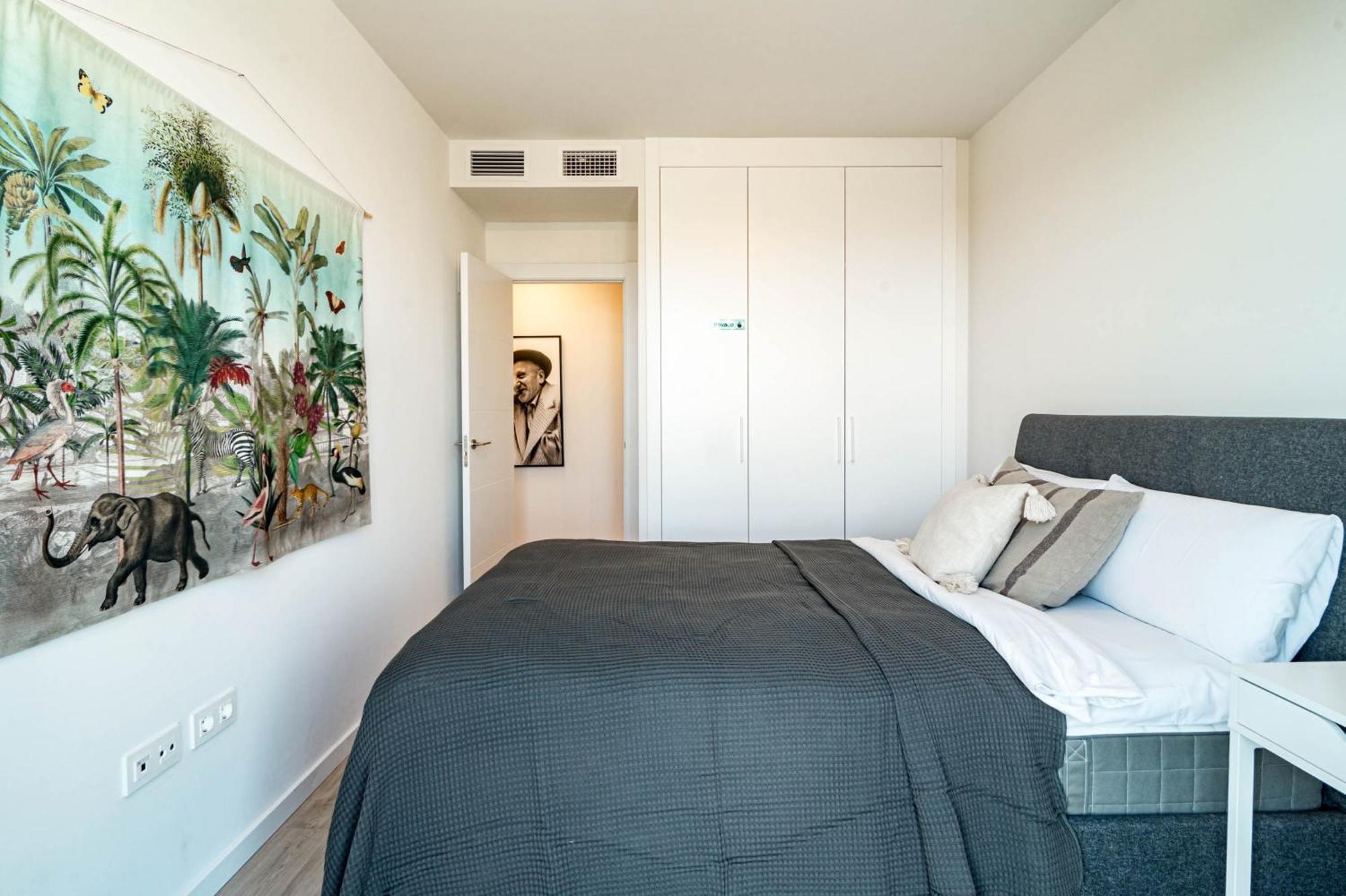 Jg36b- Luxury Penthouse With Spacious Balcony Apartment *