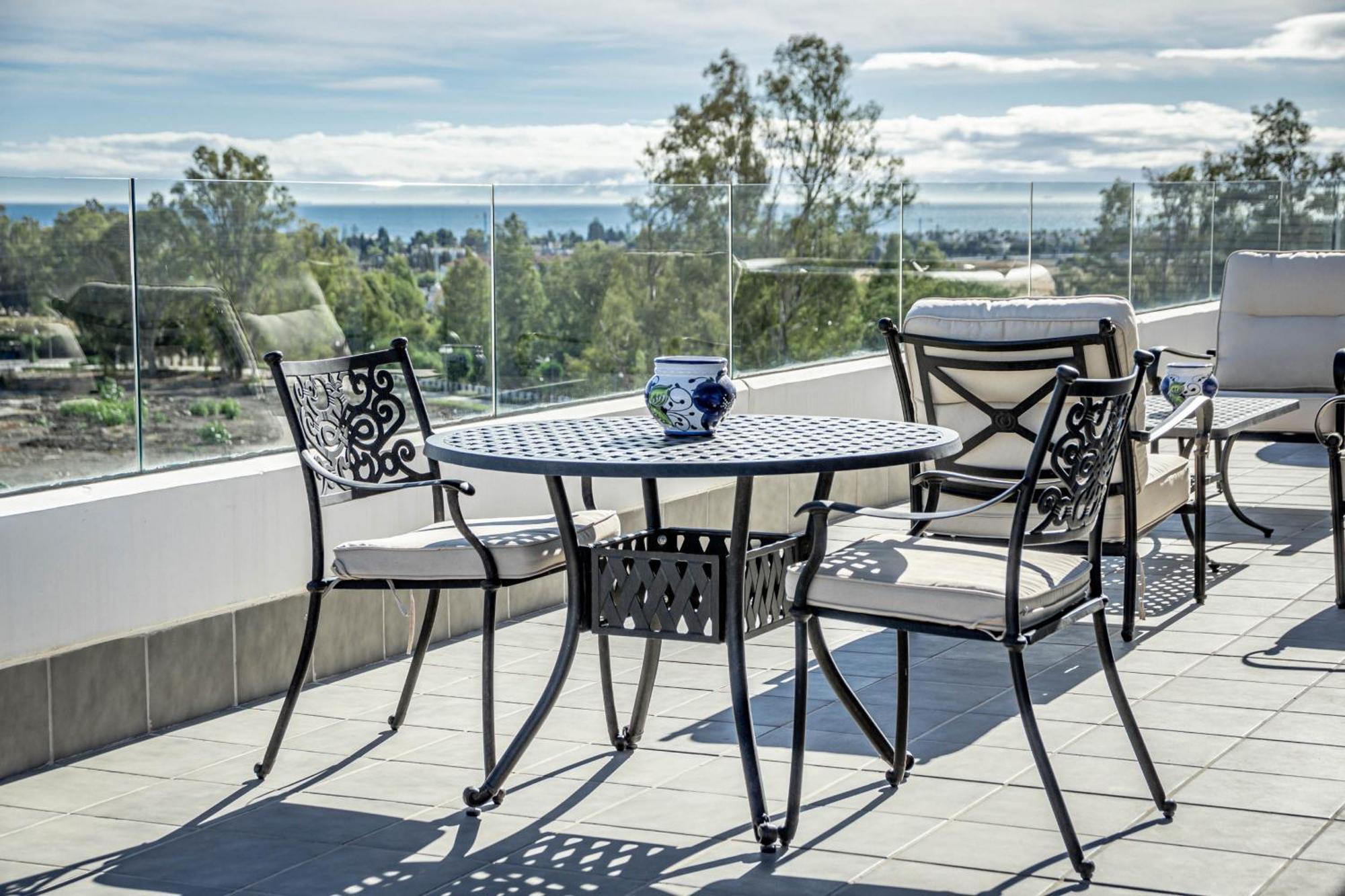 Apartment Jg36b- Luxury Penthouse With Spacious Balcony